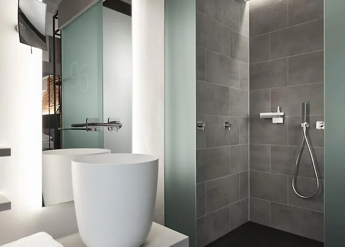 Mittermeiers Alter Ego Otel